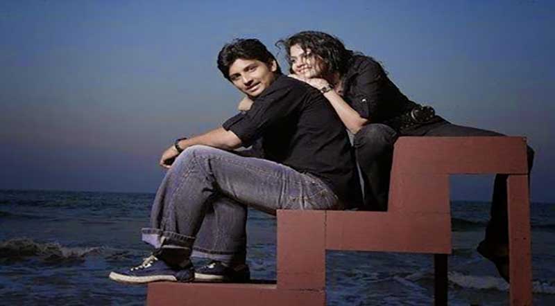 Oru Kal Oru Kannadi Song Lyrics
