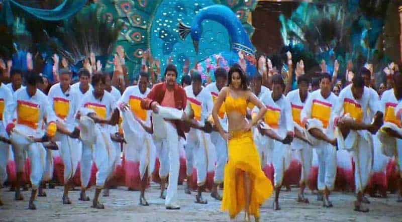 Valayapatti Thavile Song Lyrics