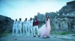 Kathadi Pol Song Lyrics