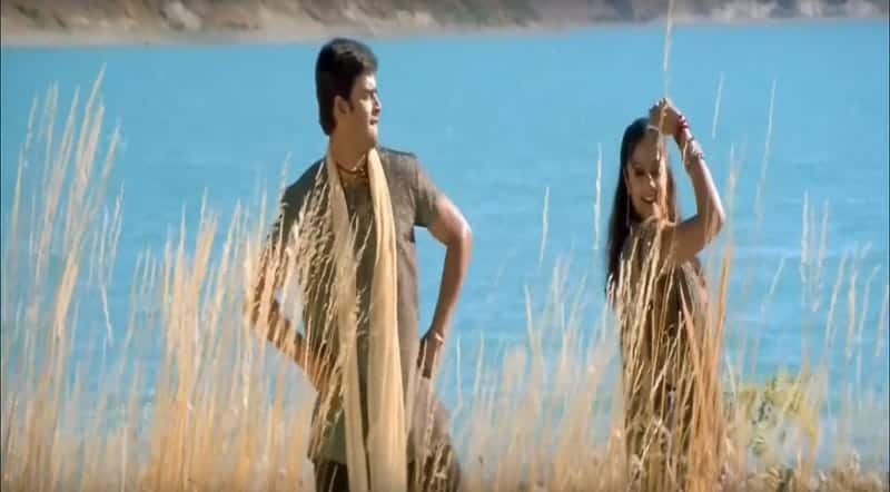 Maan Kuttiye Song Lyrics