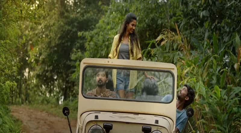 Pudhusattam Song Lyrics