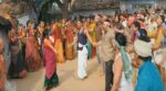 Keda Keda Kari Song Lyrics