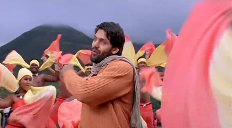 Sutta Suriyanae Song Lyrics