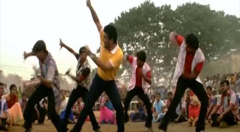 Vilaiyaadu Vilaiyaadu Song Lyrics