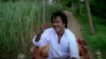 Oruvan Oruvan Song Lyrics