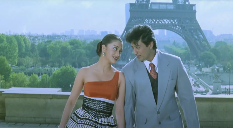 Poovukkul Olinthirukkum Song Lyrics