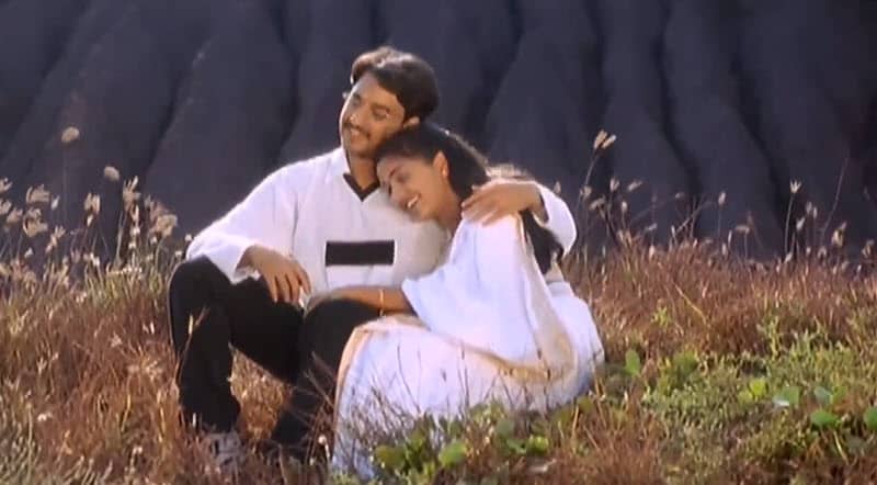 Nee Malara Malara Song Lyrics