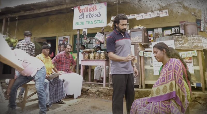 Thala Kodhum Song Lyrics