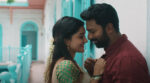 Gundumalli Nee Song Lyrics