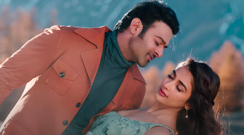 Thiraiyoadu Thoorigai Song Lyrics