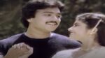 Madurai Nagarinile Meenal Song Lyrics