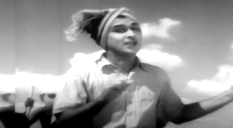 Aadi Paadi Velai Senja Song Lyrics